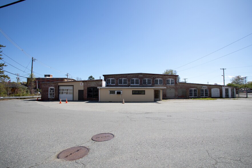More Photos Of 994 Jefferson St, Fall River Manufacturing For Lease