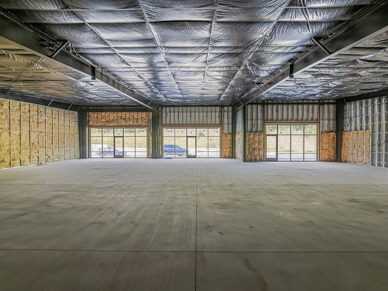 More Photos Of 94 Old Beaverdam Creek Rd, Woodfin General Retail For Lease