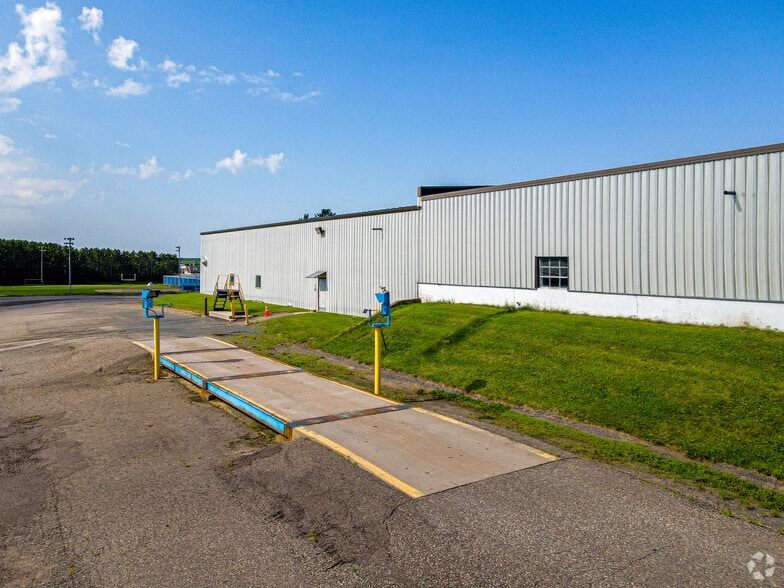 More Photos Of 920 3rd St, Hammond Service For Lease