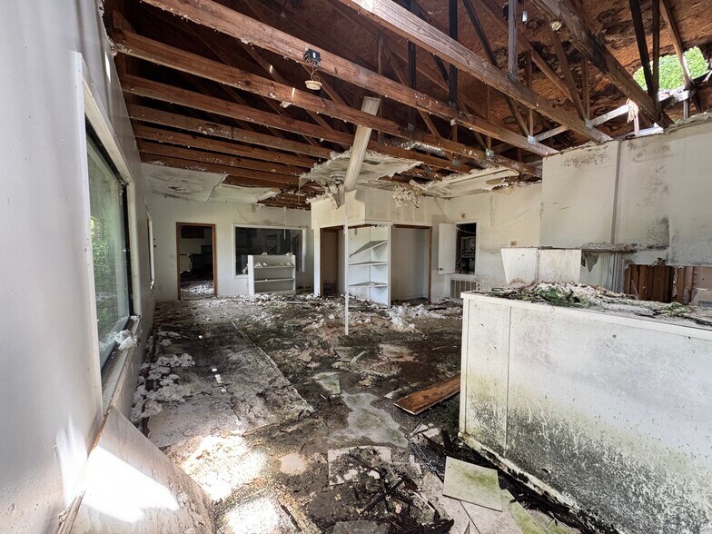More Photos Of 24022 Highway 12, Lexington Land For Sale