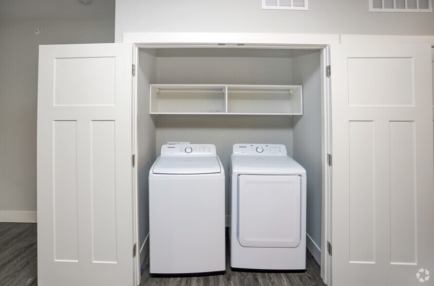 More Photos Of 11671 Maple St, Fishers Apartments For Lease