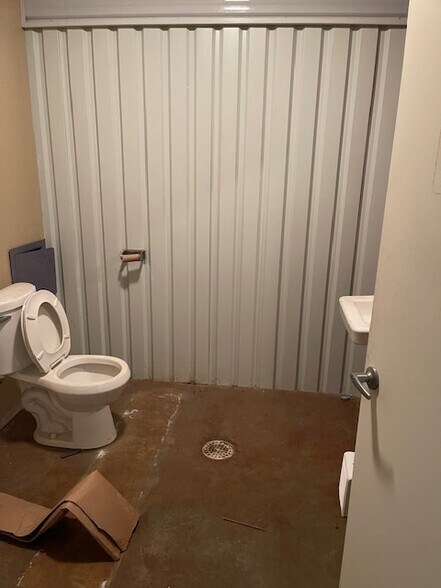 More Photos Of 601 W Oakland St, Broken Arrow Office Residential For Sale