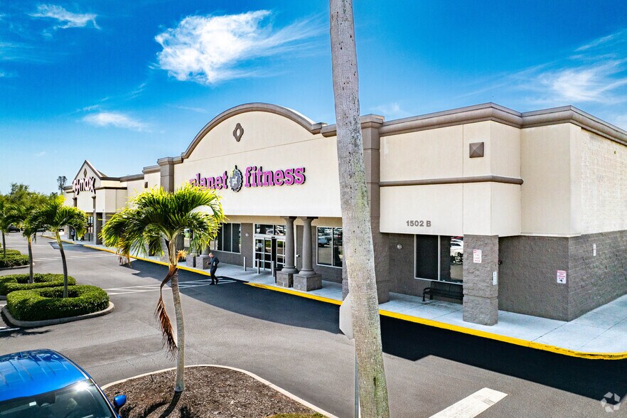 More Photos Of 1410-1502 Del Prado Blvd S, Cape Coral Unknown For Lease