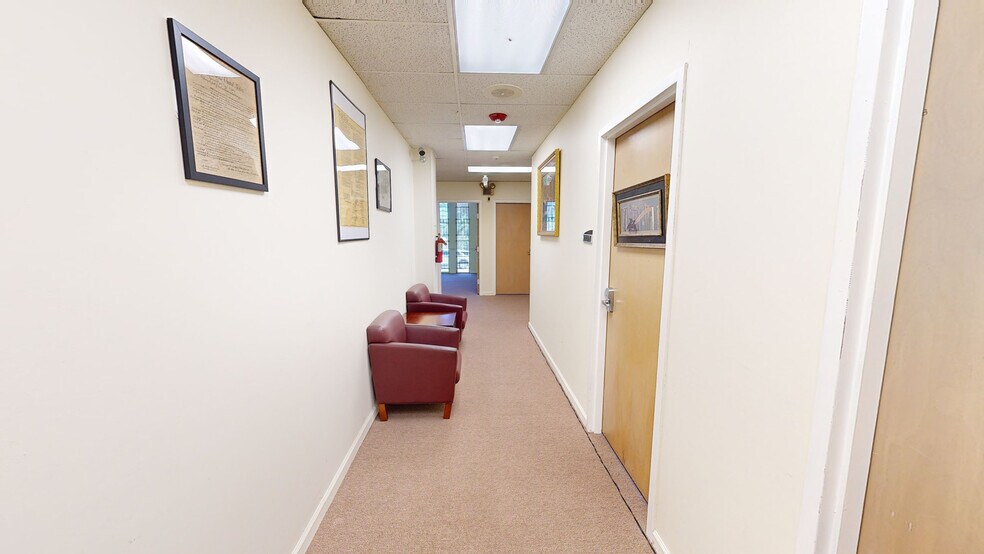 Primary Photo Of 200 Beacon Pky W, Birmingham Office For Lease