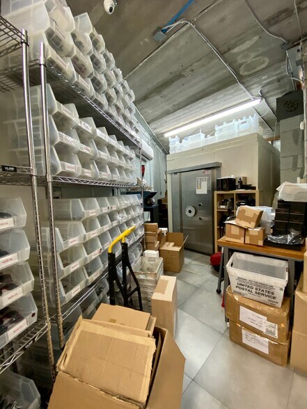 More Photos Of 20101-20161 NE 16th Pl, Miami Loft Creative Space For Sale