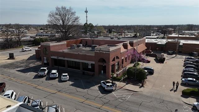 More Photos Of 315 W Will Rogers Blvd, Claremore Flex For Sale