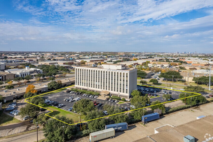 More Photos Of 1140 Empire Central Dr, Dallas Office For Sale