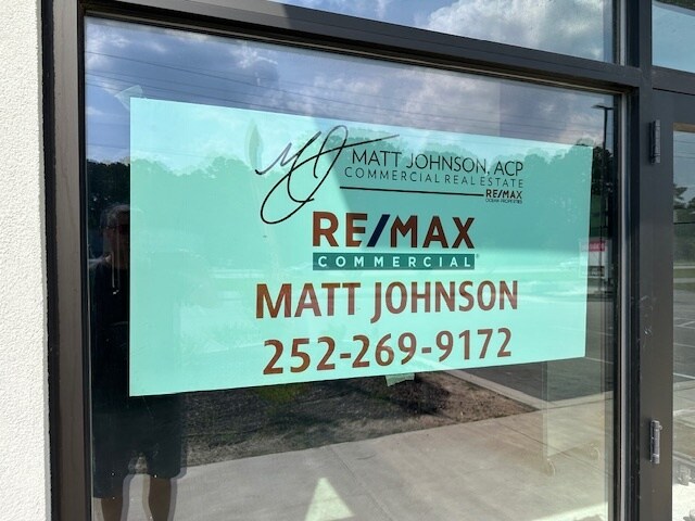 More Photos Of 422 US-70 Hwy, Havelock Freestanding For Lease