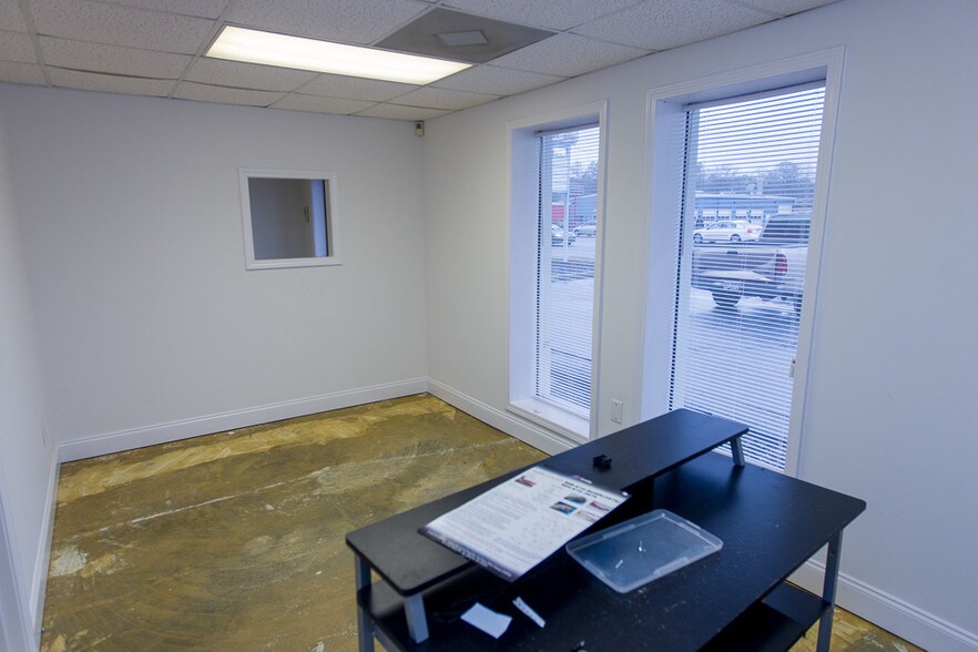 More Photos Of 3781 Lawrenceville Hwy, Tucker General Retail For Sale