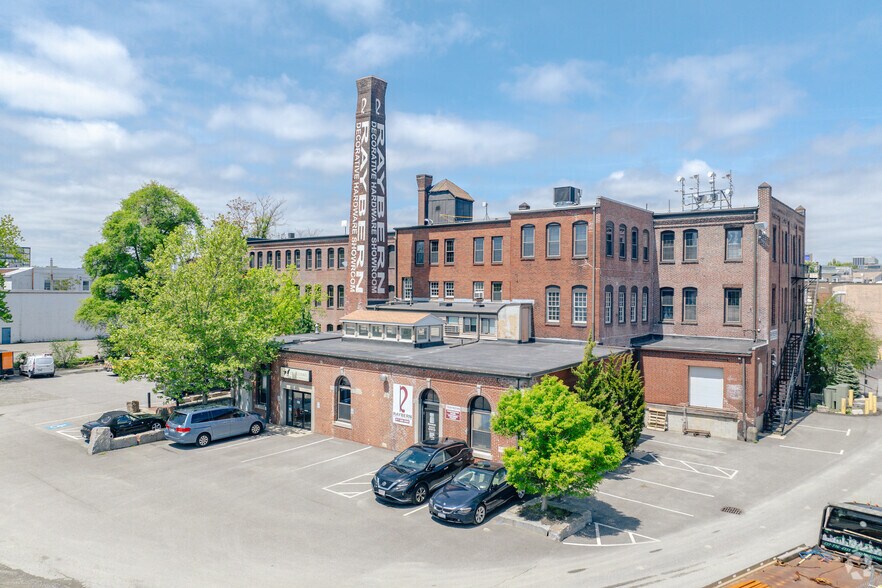 More Photos Of 24 Roland St, Charlestown Loft Creative Space For Lease