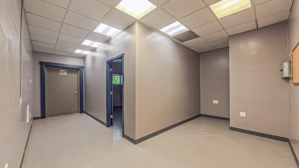 More Photos Of 6111 W Amarillo Blvd, Amarillo Medical For Sale