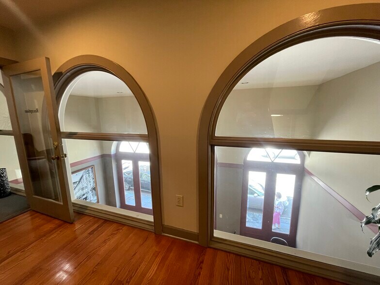 More Photos Of 11 Broad St, Charleston Office Residential For Lease