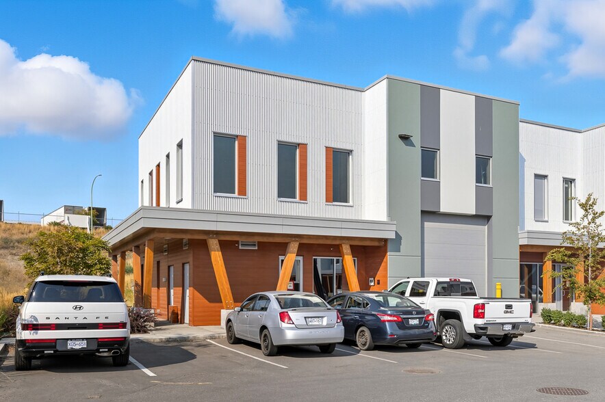 More Photos Of 2173 Optic Crt, Kelowna Industrial For Lease