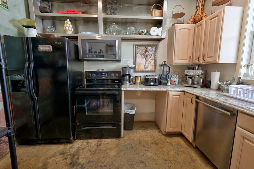 More Photos Of 400 Game Farm Rd, Catskill Hospitality For Sale