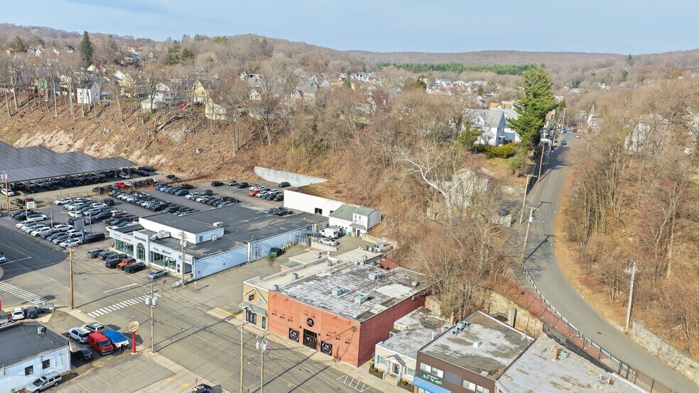 More Photos Of 370 E Main St, Ansonia Restaurant For Sale