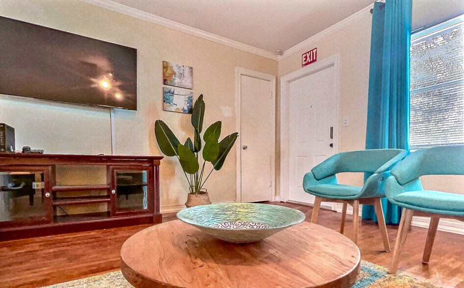 More Photos Of 2625 NE 13th Ct, Fort Lauderdale Apartments For Sale