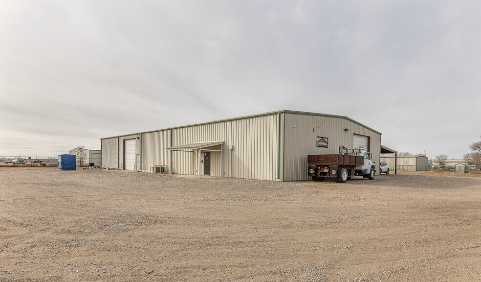 More Photos Of 2303 Private Road 7340 rd, Lubbock Warehouse For Lease