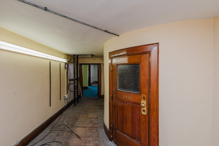 More Photos Of 920 Millington St, Winfield Storefront Retail Office For Sale