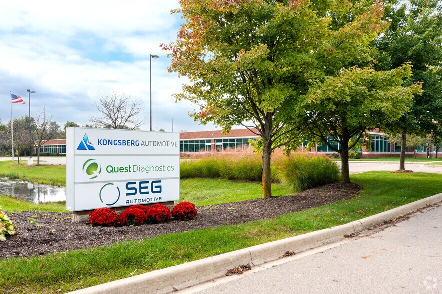 More Photos Of 27275 Haggerty Rd, Novi Unknown For Lease