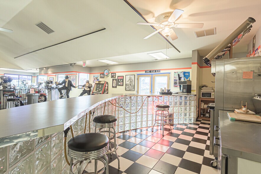 More Photos Of 219 E White Horse Pike, Galloway Health Club For Sale