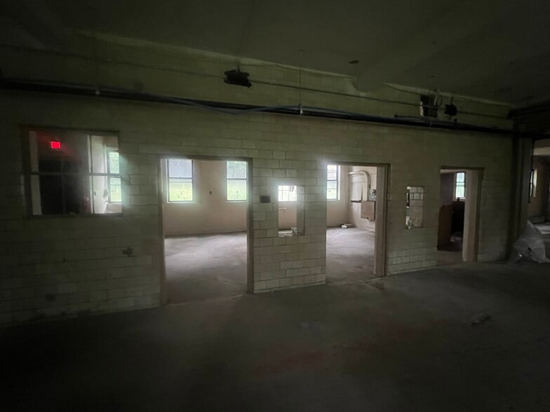 More Photos Of 2763 Highway 6, Slate Hill Warehouse For Sale