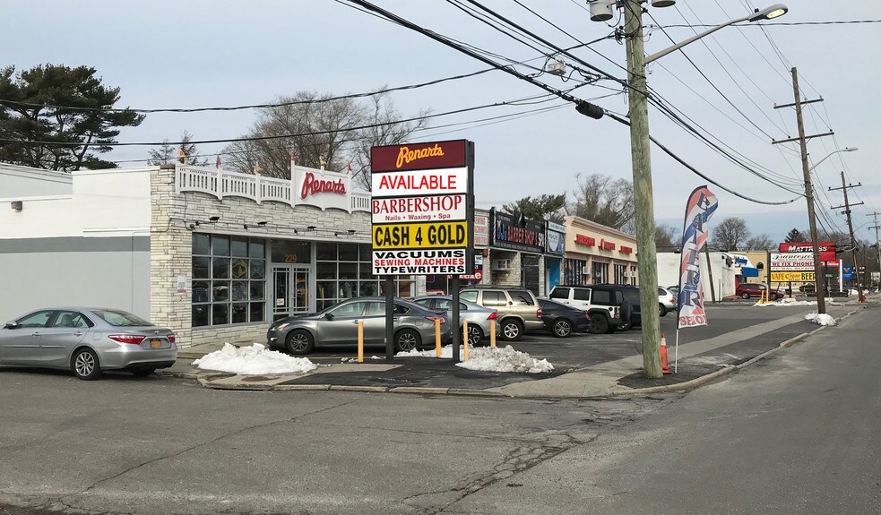 More Photos Of 221-229 Walt Whitman Rd, Huntington Station Storefront For Lease