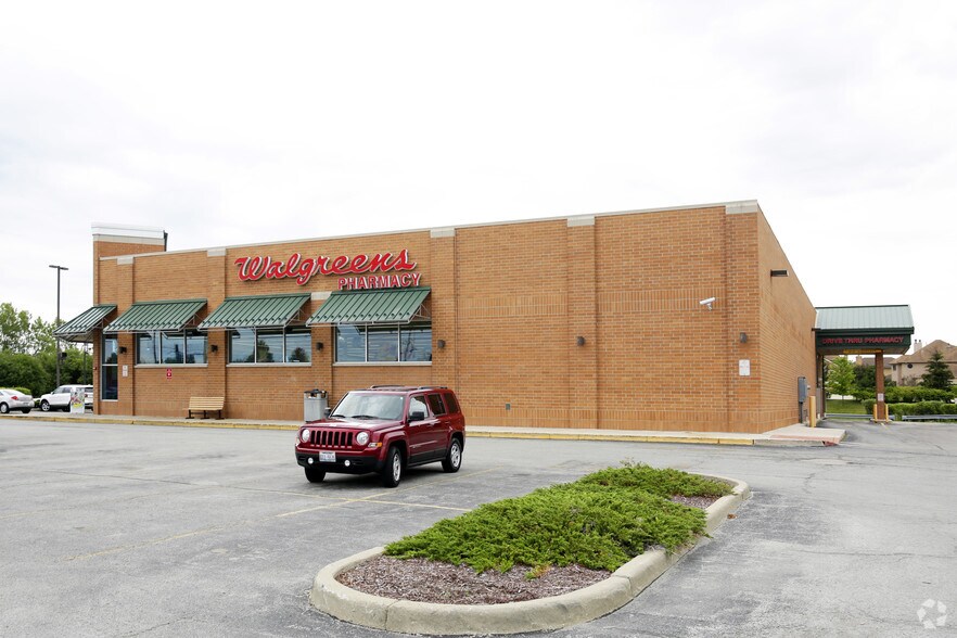 More Photos Of 3200 Vollmer Rd, Olympia Fields Drugstore For Sale