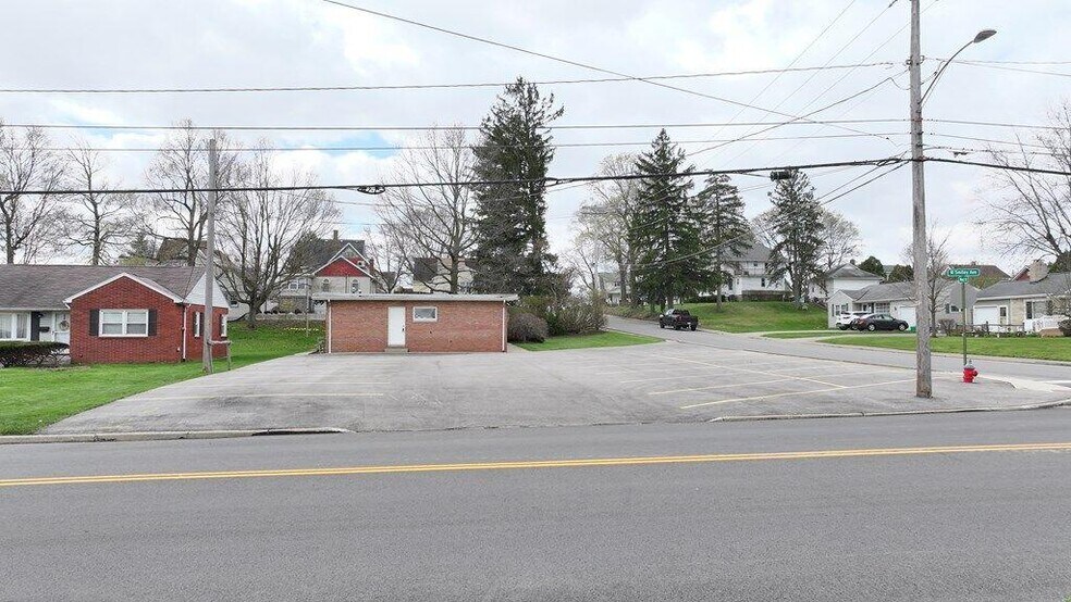 More Photos Of 70 W Smiley Ave, Shelby Medical For Sale