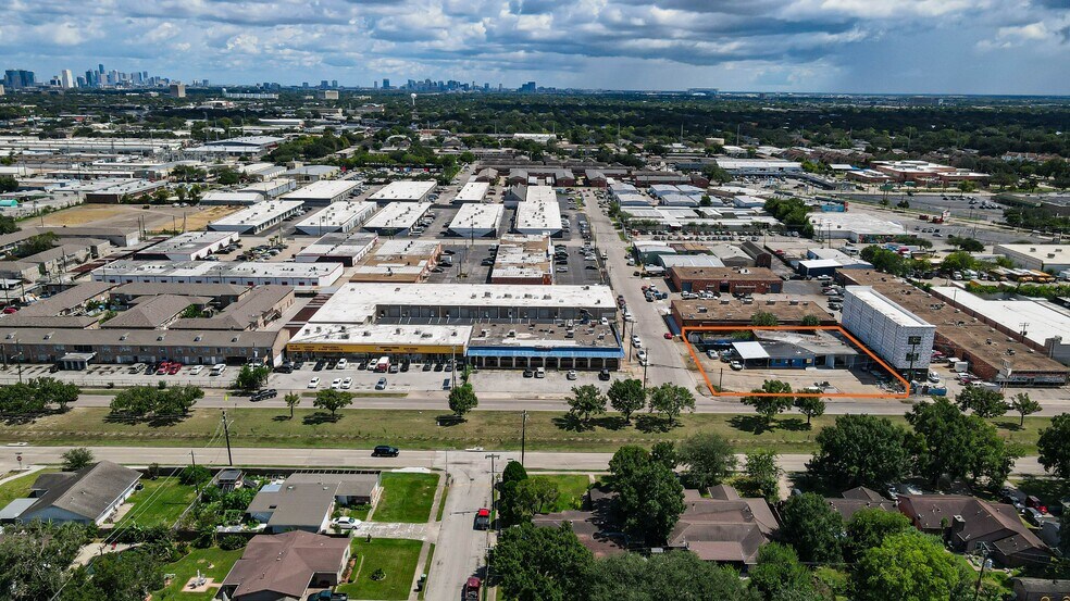 More Photos Of 7411 Hillcroft Ave, Houston Land For Sale