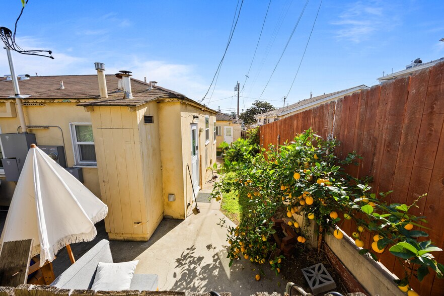 More Photos Of 529 E Walnut Ave, El Segundo Apartments For Sale