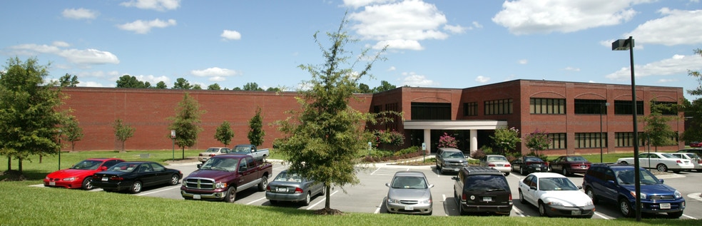 Primary Photo Of 1000 Technology Park Dr, Glen Allen Warehouse For Lease
