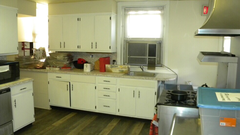 More Photos Of 6323 Burbridge St, Philadelphia Healthcare For Sale