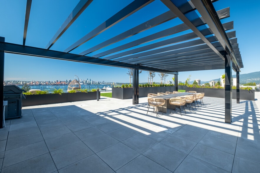 More Photos Of 422 3rd St E, North Vancouver Apartments For Lease