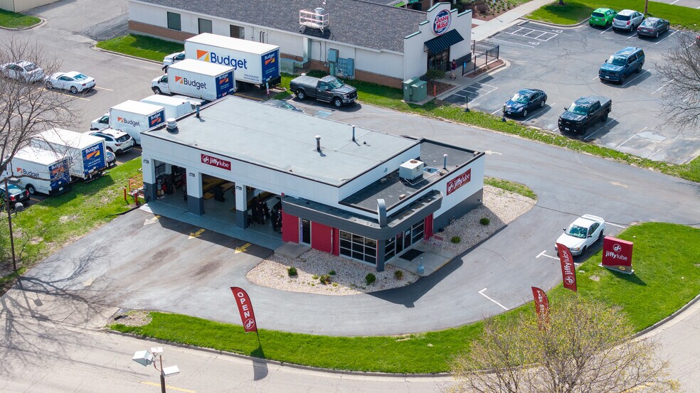 More Photos Of 2306 Humes Rd, Janesville Auto Repair For Sale