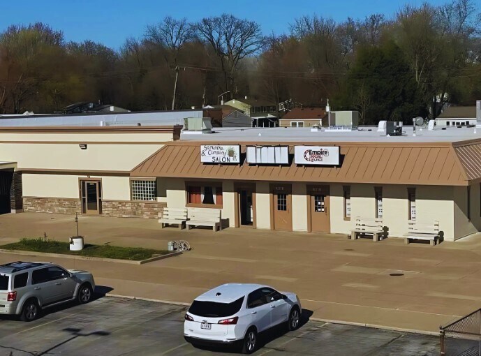 More Photos Of 6204 N Summit St, Toledo Unknown For Lease