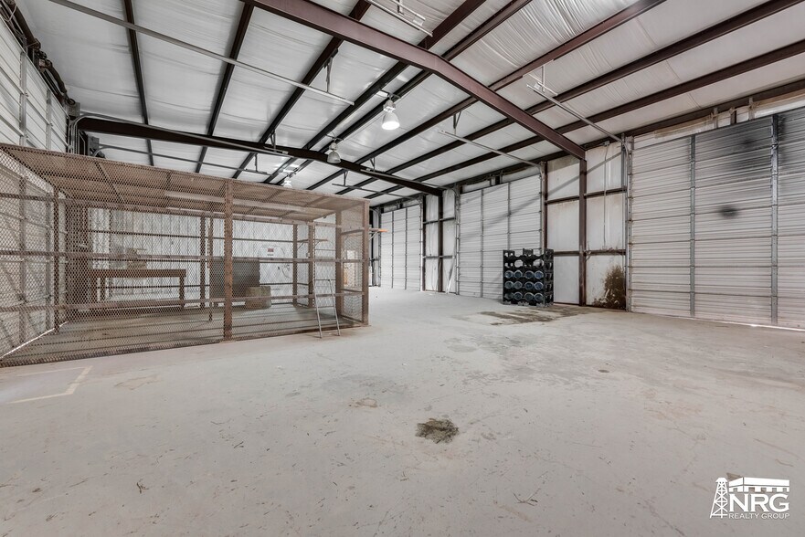 More Photos Of 13100 State Highway 191, Midland Manufacturing For Lease