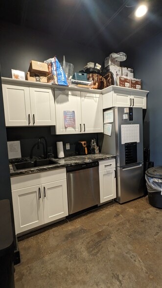 More Photos Of 1815 Eggert Rd, Buffalo Storefront For Sale
