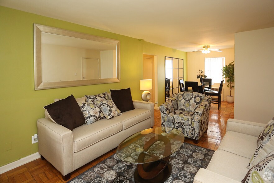 More Photos Of 3301 Chillum Rd, Mount Rainier Apartments For Sale