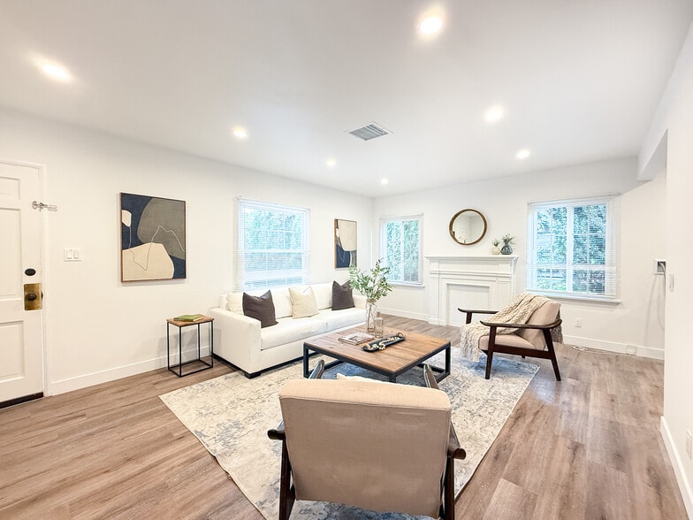 More Photos Of 6112-6114 Saturn St, Los Angeles Apartments For Sale