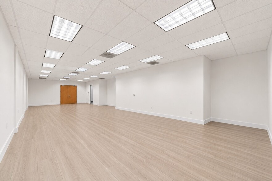 More Photos Of 554 E San Bernardino Rd, Covina Medical For Lease