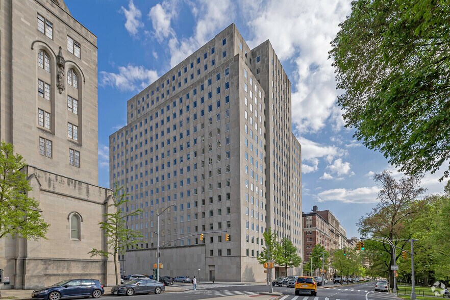 More Photos Of 475 Riverside Dr, New York Office For Lease