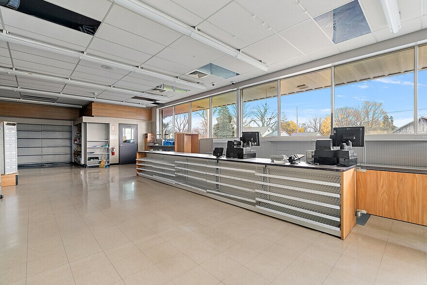 More Photos Of 10767 E Carson City Rd, Carson City Drugstore For Lease