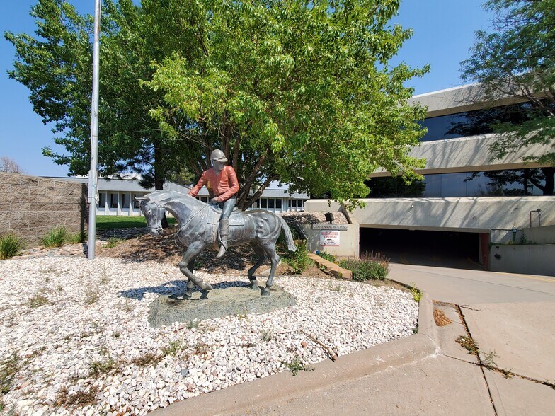 More Photos Of 6860 S Yosemite Ct, Englewood Office For Lease