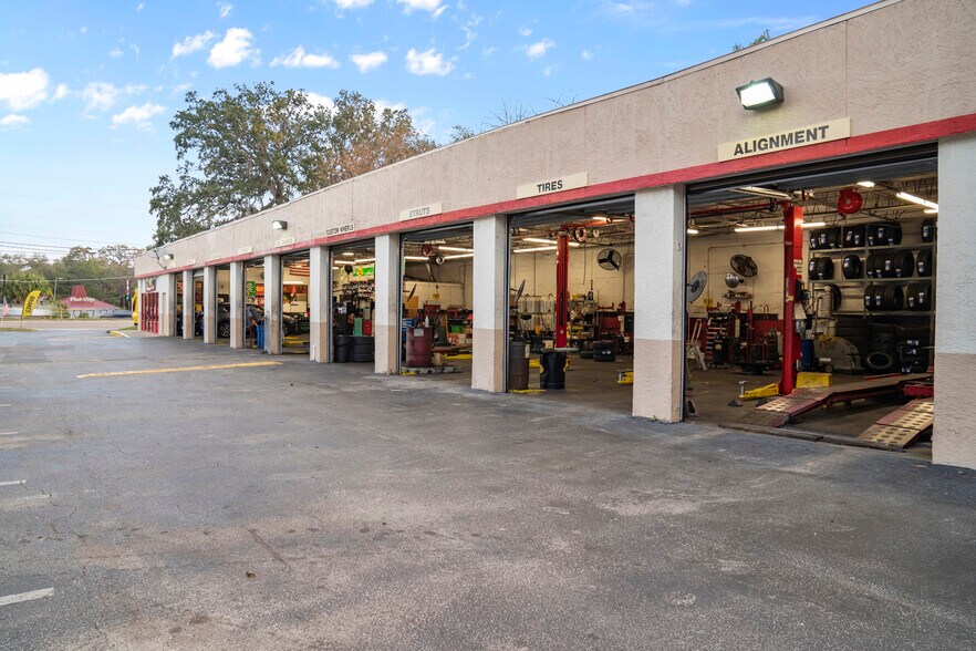 More Photos Of 1209 W Brandon Blvd, Brandon Auto Repair For Sale