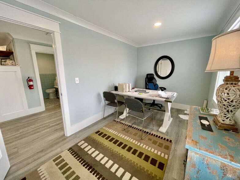 More Photos Of 201-203 Lumberton Ave, Carolina Beach Freestanding For Lease