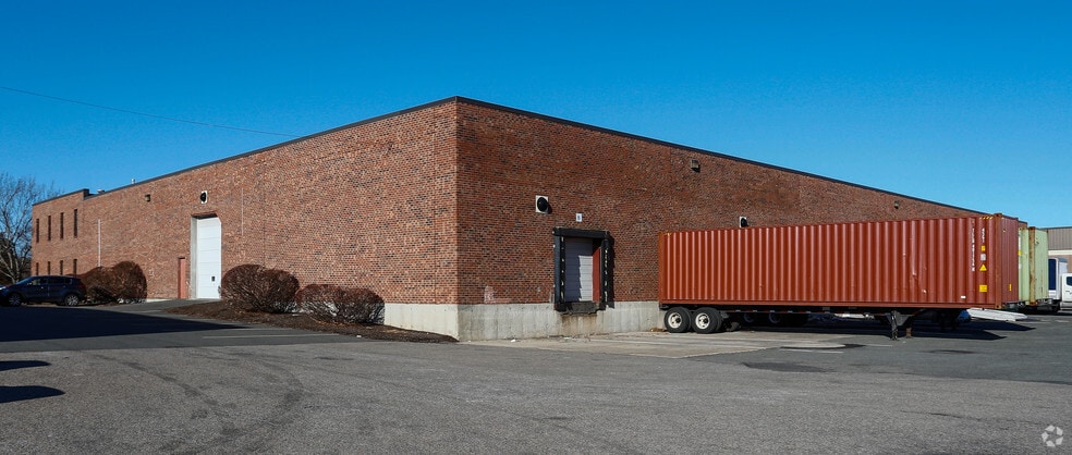 More Photos Of 128-140 York Ave, Randolph Manufacturing For Lease