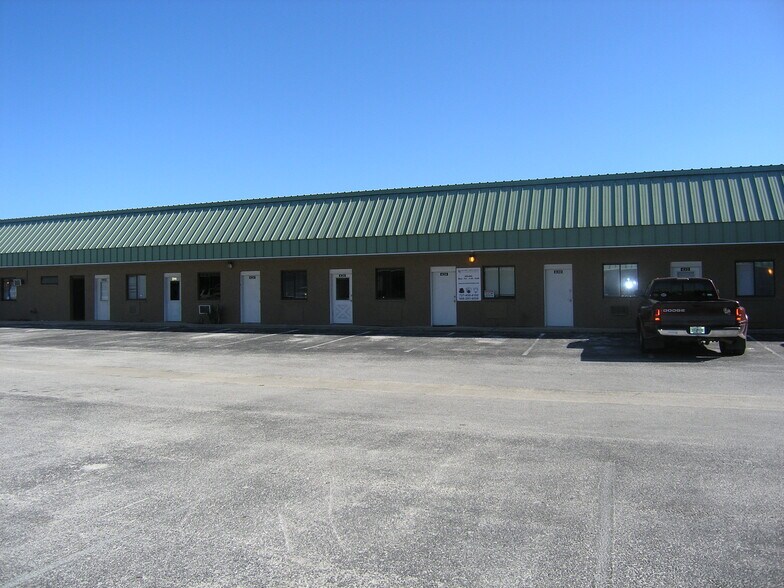 More Photos Of 8340 Ulmerton Rd, Largo Light Distribution For Lease