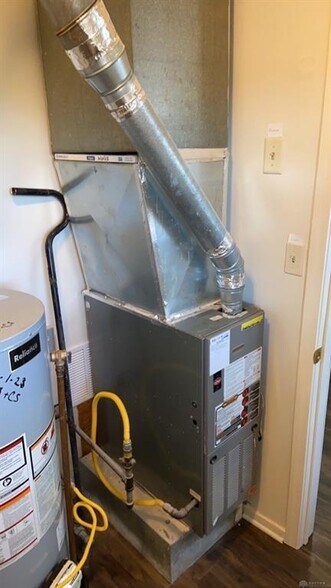 More Photos Of 3214 Illinois Ave, Middletown Apartments For Sale