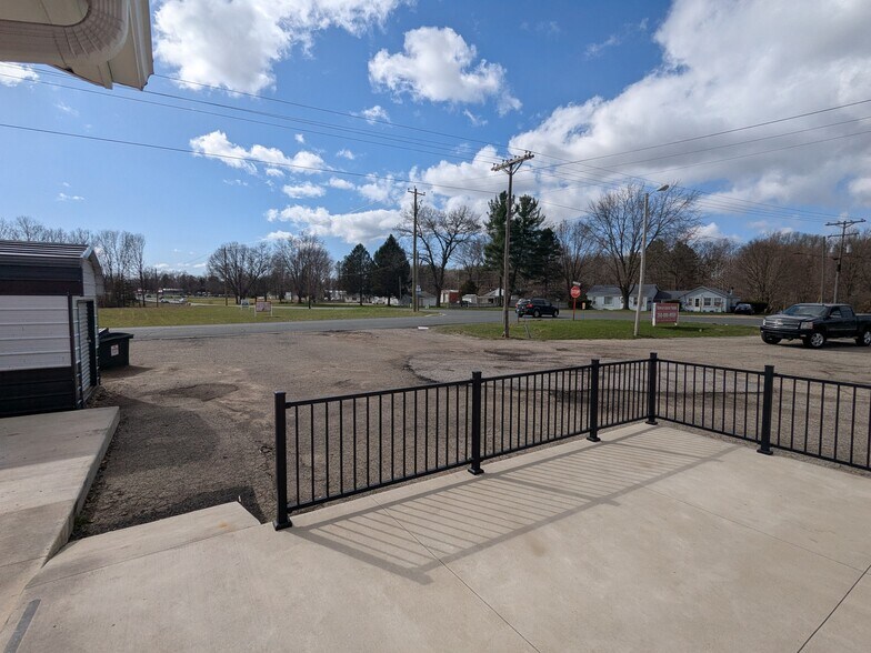 More Photos Of 24901 Red Arrow Hwy, Mattawan Restaurant For Lease