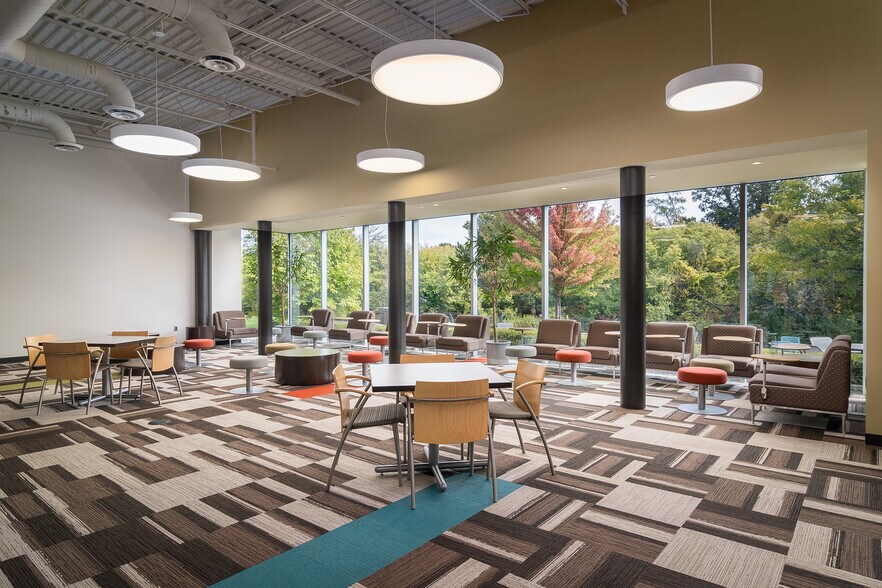 More Photos Of 8310 Excelsior Dr, Madison Office For Lease